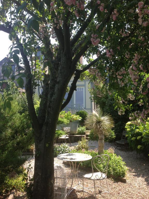 Logis Saint-Leonard Bed & Breakfast Honfleur Exterior photo